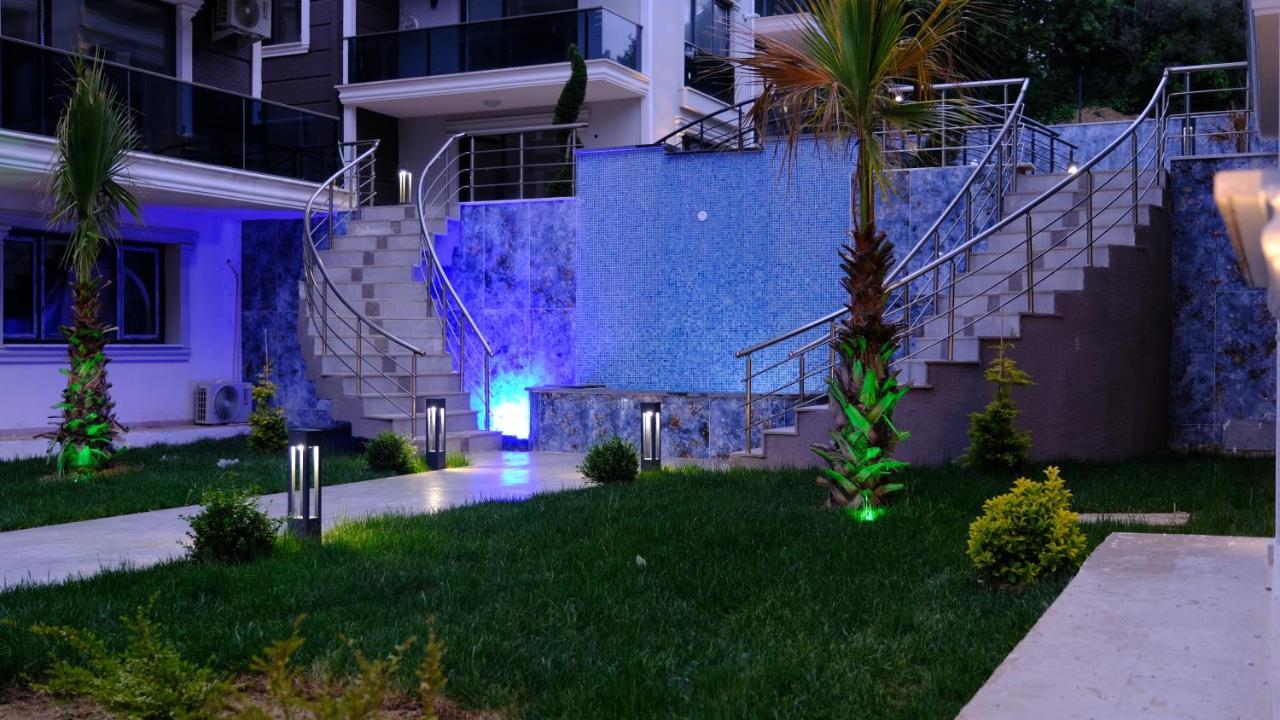 Flower City Suits Aparthotel ยาโลวา ภายนอก รูปภาพ