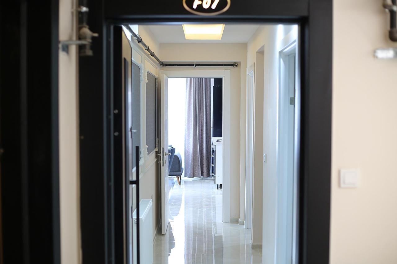 Flower City Suits Aparthotel ยาโลวา ภายนอก รูปภาพ